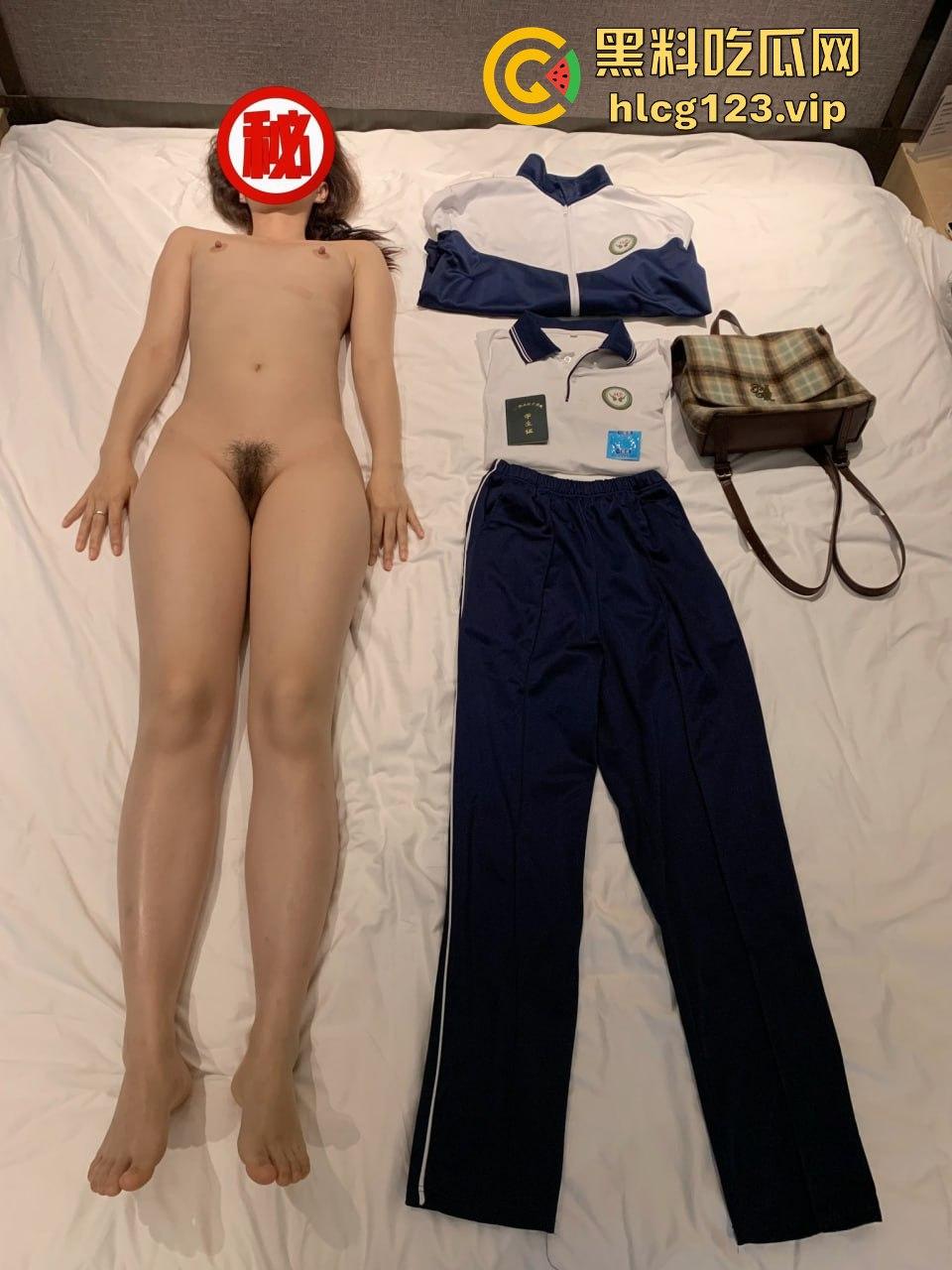 女大学生反差婊爆料！清纯校花撕下伪装，主动脱裤撅臀求后入，刷新你对乖乖女的认知！-7