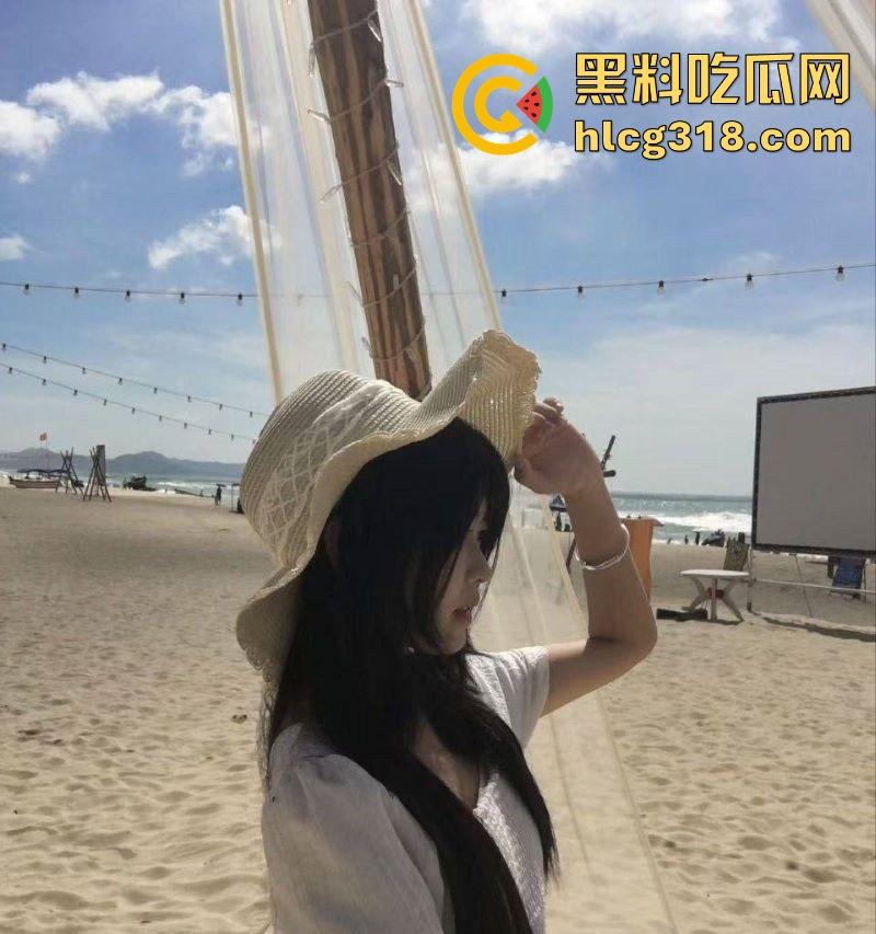 汕头大学极品双马尾【孙雅婧】清纯可爱外表下藏着极品反差，露脸裸拍视频流出震撼全网！-1