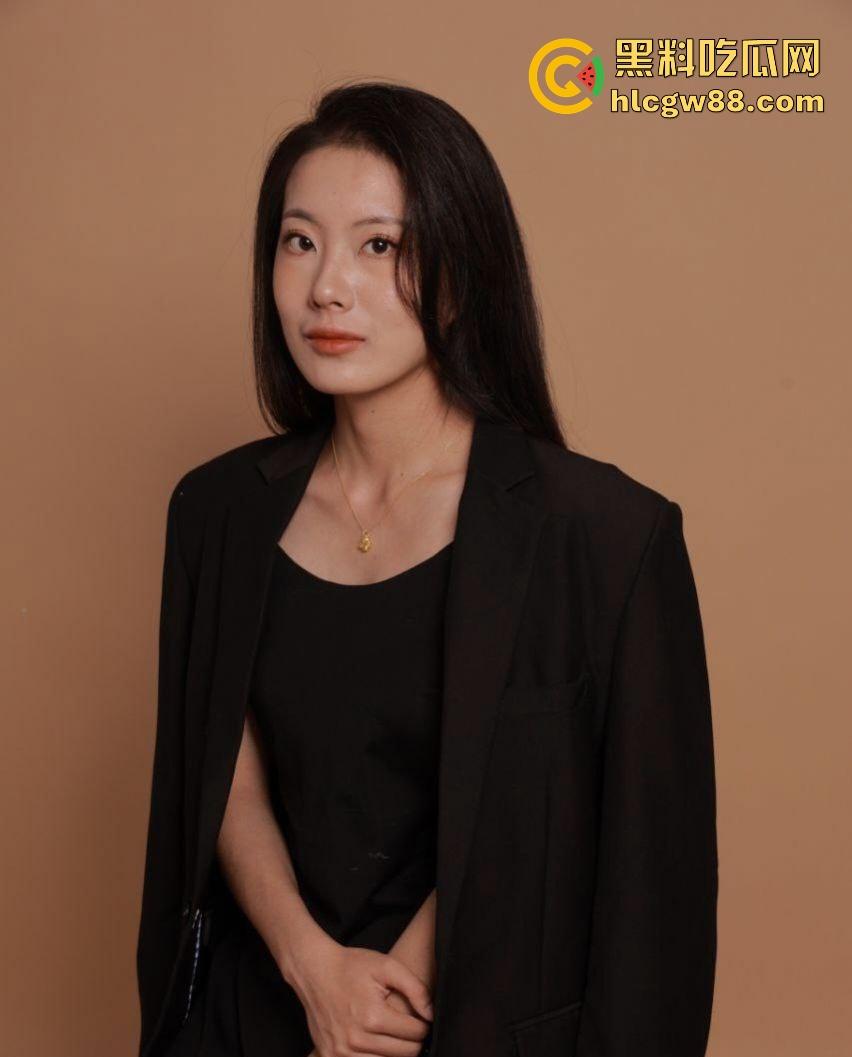 富二代真实约炮 25岁气质舞蹈老师【颜敏敏】颜值高叫床声好听 生活照对比真的太反差了!-4