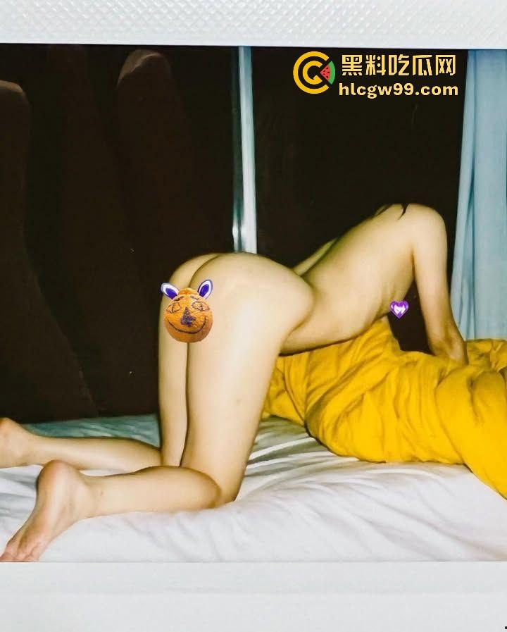 美国加州艺术学院中国留学生『庄梦涵』 被白人虐待杀害 生前是个福利姬流出大量私拍 现被虐杀也是可怜！-14