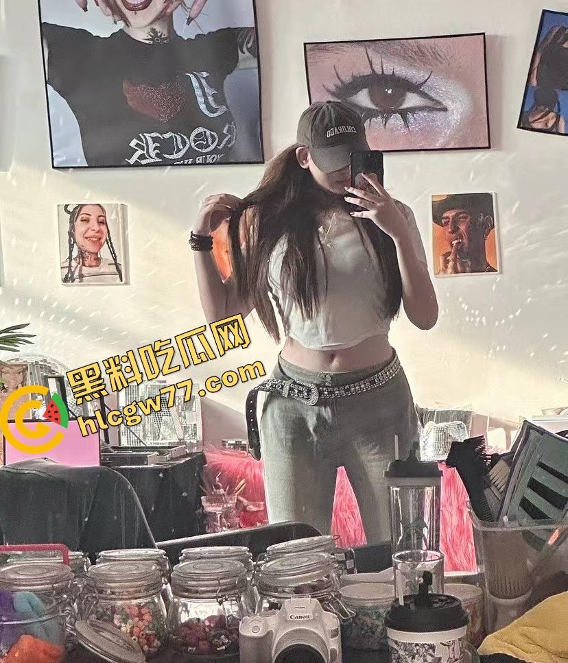 龙岩711便利店兼职小妹『马雪筱』网聊一月跪地吃鸡,结果成了UP主素材被曝光!-2