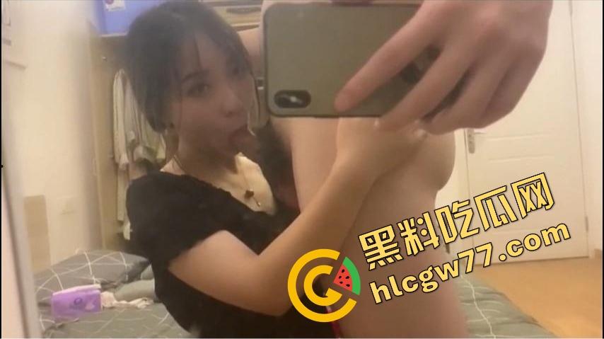 龙岩711便利店兼职小妹『马雪筱』网聊一月跪地吃鸡,结果成了UP主素材被曝光!-8