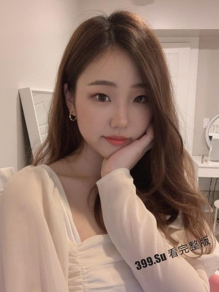 美国加州韩国留学生电竞女神【JessicaKim】早期在 OF 发布的视频被网民扒出大胸细腰抠穴极尽诱惑-5