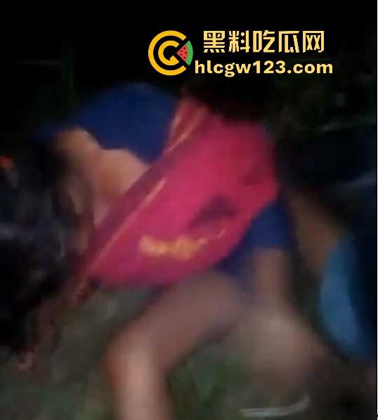 印度三哥真实强奸案视频流出 女子自爆患有艾滋病 逃过一截 几名强奸犯遗憾收手！-4