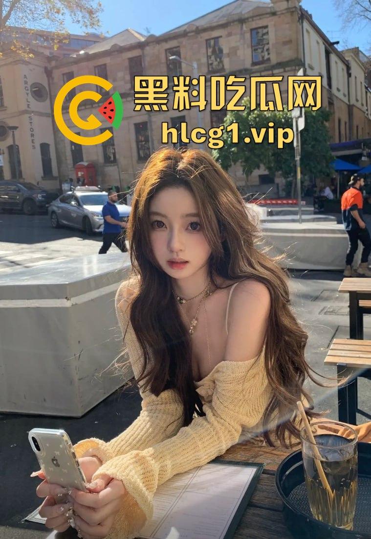 黄一鸣vs王思聪，流量密码再爆发！假瓜满天飞，王思聪直言黄一鸣不配‘思聪严选’！-14