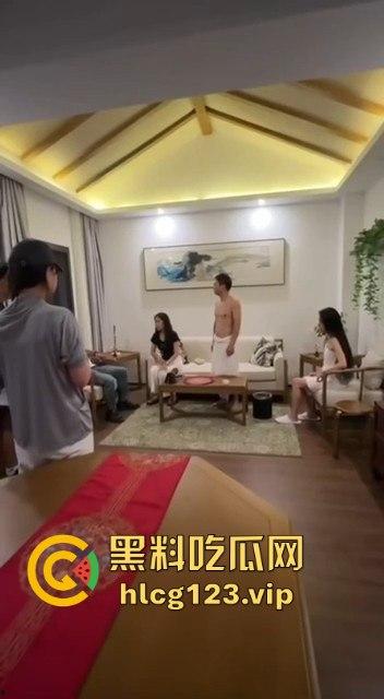 捉奸现场！酒店开房被老婆带家人逮个正着，这预定信息发给老婆是自首吗？-3