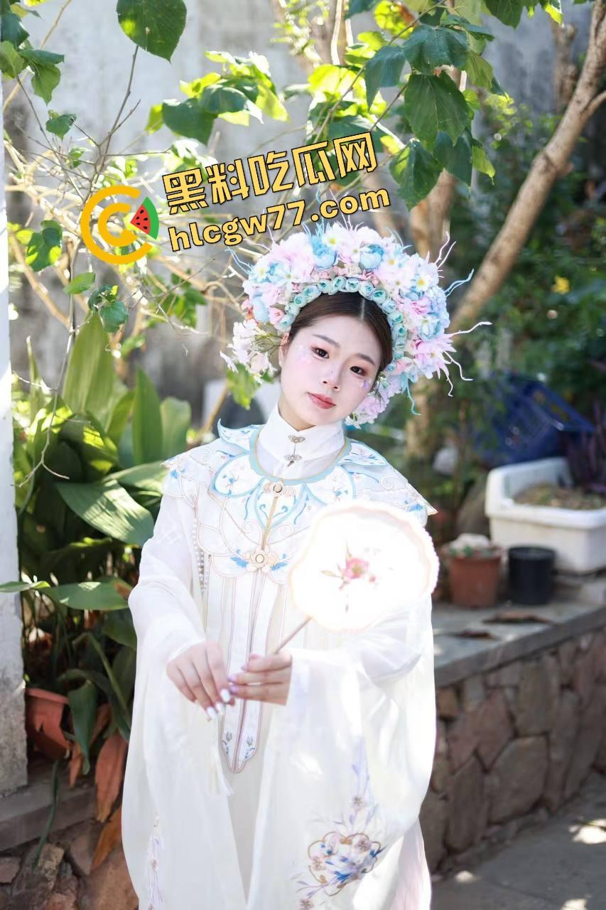 杭州888帝王SPA说好蹭蹭放松,技师手一抖滑进去,滑的是精油,进去的是灵魂!-3