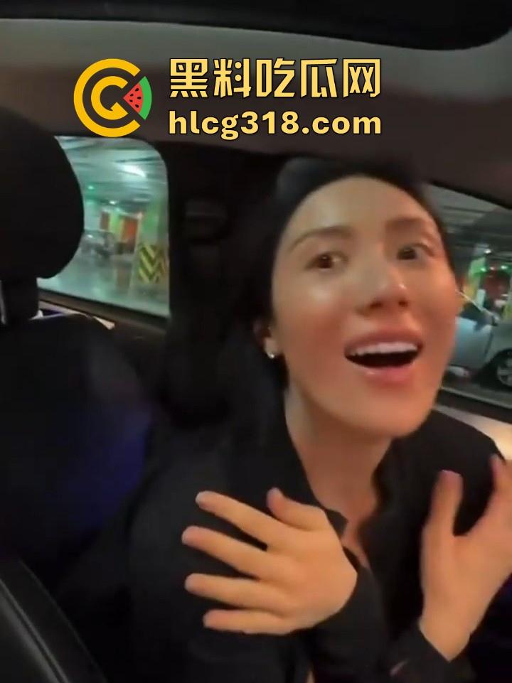 推特网黄博主【MCreation711】最新福利作品,让外卖员来猛操性感女友,酒店走廊开门极限做爱-7