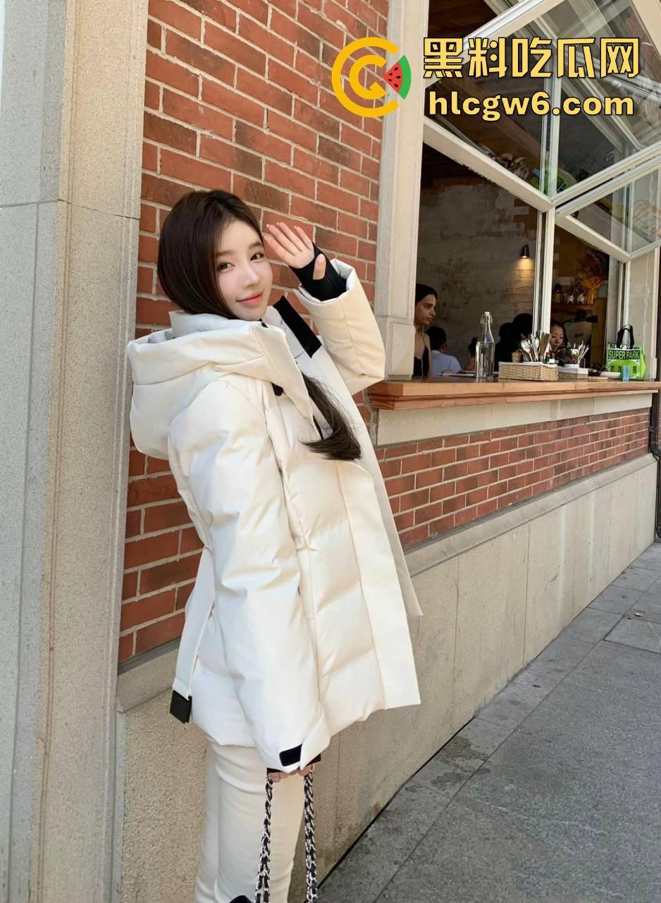 天津精神小妹【孙琪琪】按月包养服务，4K价格体验8次，情趣丝袜搭配角色扮演，这骚妹子把代入感拿捏得死死的！-1