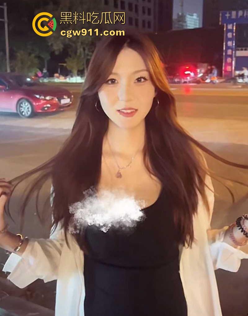 河北科技职院【李依然】颜值超美的女孩，玩的相当淫骚，揉捏大奶秀剃毛小穴，插肛塞自慰，淫水声细碎撩耳！-5