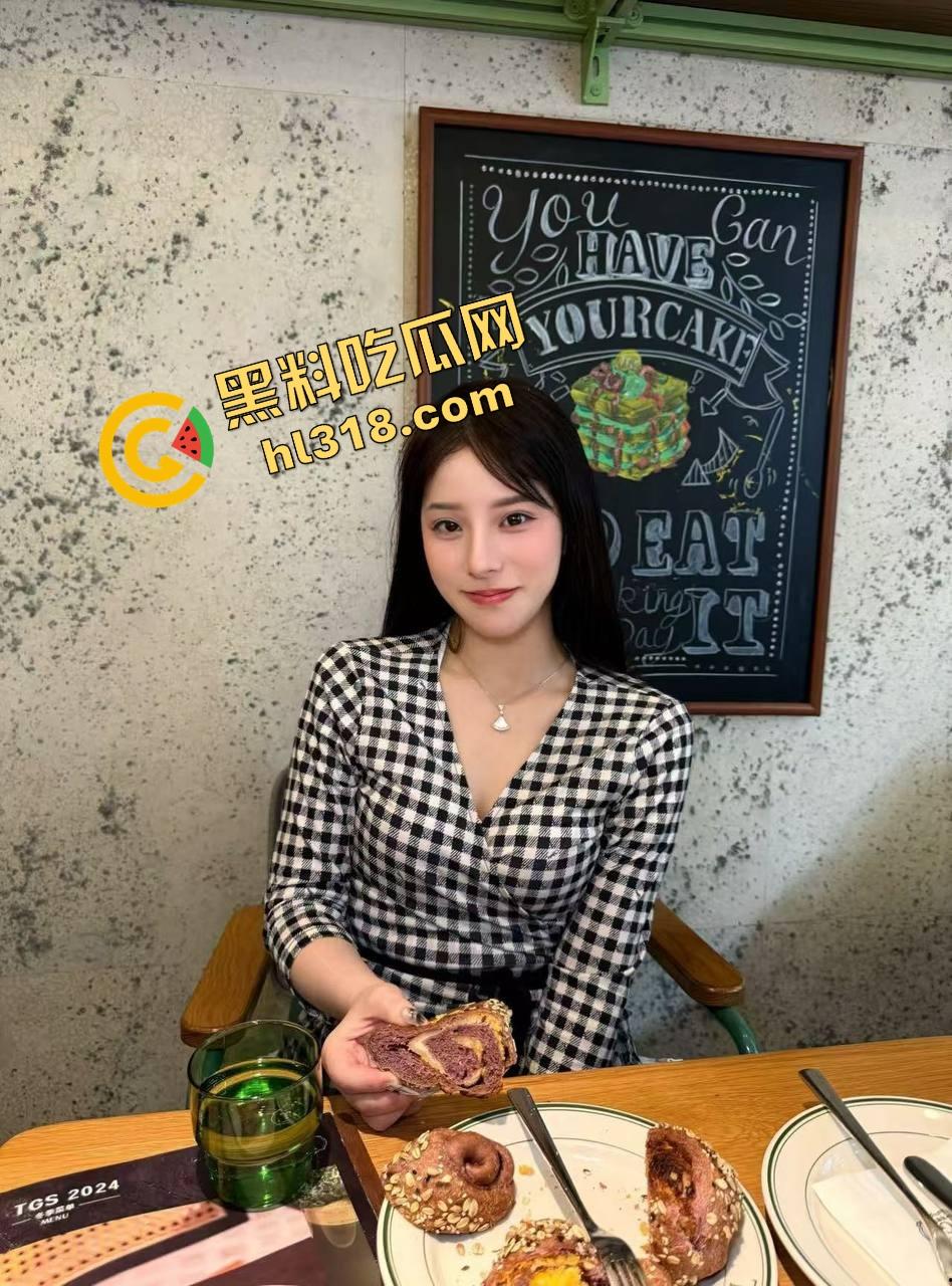 阴环探索器直击深处，第一视角全景肉壁探险，嫩逼内壁细节裸奔看得真实还原粉嫩触感！-2