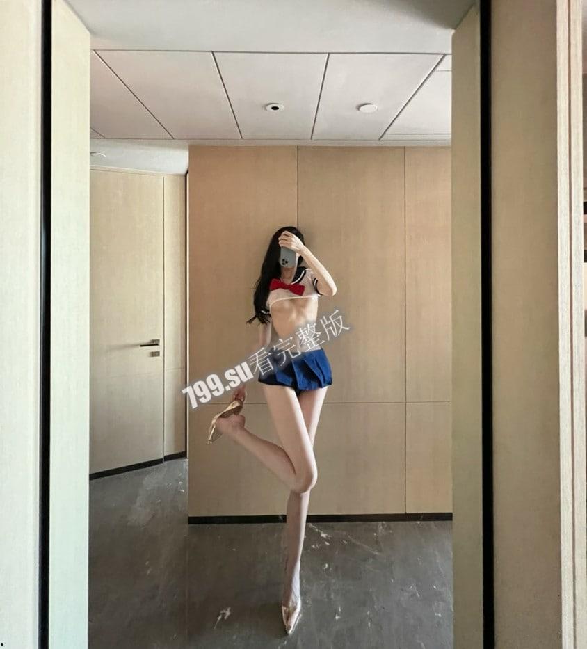 抖音百万粉丝！九头身 1.84 米红唇艳女仆葛征 土豪 1V1 视频泄漏！-2