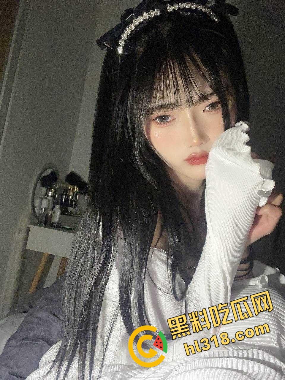 酒店调教极品嫩妹，清纯校花可御可萝，空姐学生制服诱惑十足，插B真实还原小情侣的私密性生活 ！-1