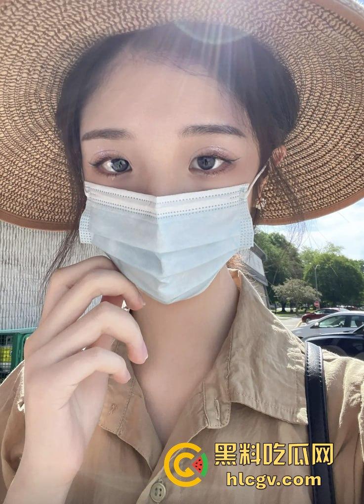 抖音骚货『果冻小姐』03年留学生，跳完手势舞就拉进群给你甩奶抖逼，裸舞自慰，真是价钱到位骚到极限！-2