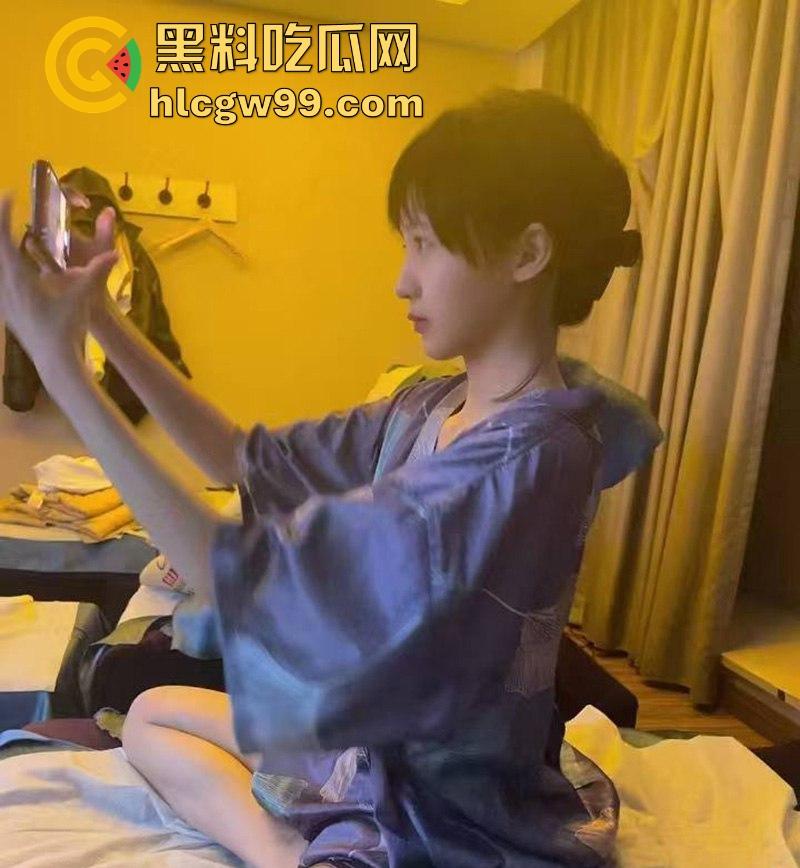 青岛985高校女研究生‌【林雨】高颜值长腿校花女神，却只是别人的3号母狗并育有一女，大量黑料流出！-5