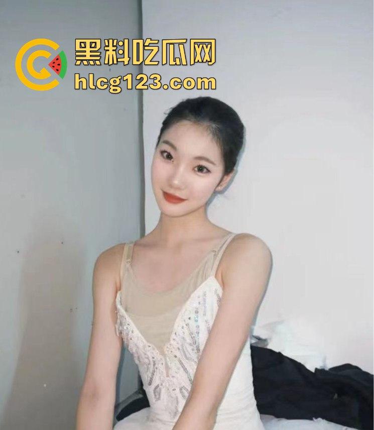 郑州艺校芭蕾妹子被包养，金主定制裸舞！许老板玩的这么高端，进去真不冤！-10