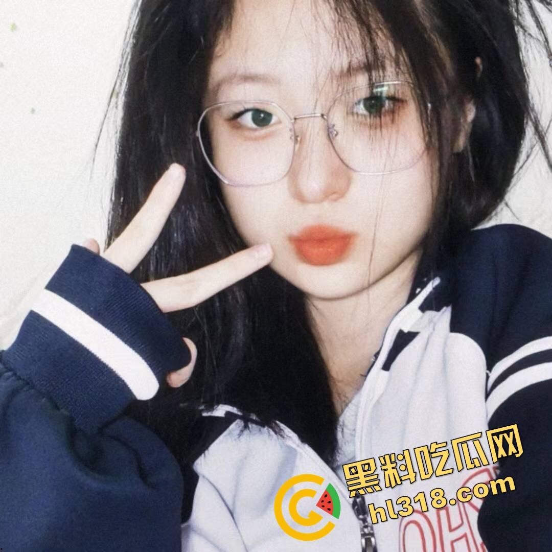 厦门大学高材生『苏婉晴』学霸眼镜妹被调教日常,每天早晚各一次,寝室打卡自慰成为生活一部分!-2