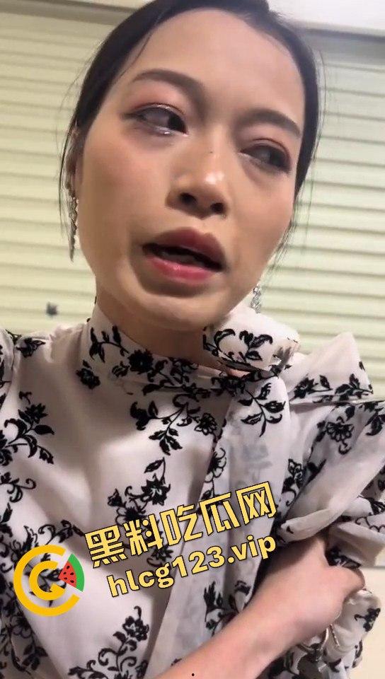 瓜友抓小三现场,广西婊子知三当三!贱人终究逃不过,捉奸现场太文明了?-8