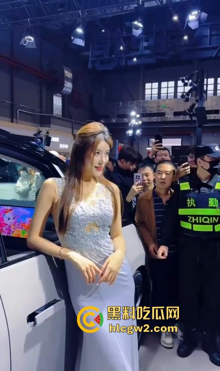 火遍全网的骚眼神大师【条纹哥】封号 一个纯粹色到骨子里的人 低级趣味的神话落幕 纯粹骚气永留人间！-7