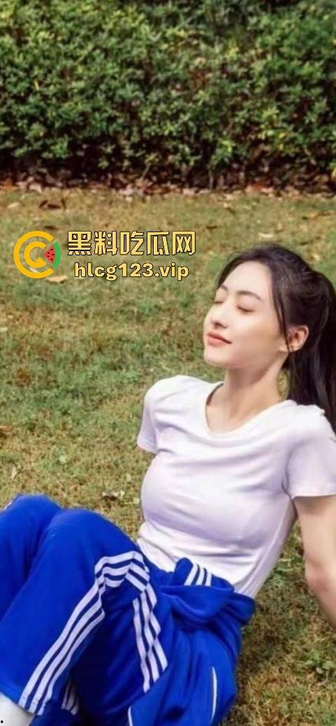 沈阳哥们嫖娼白嫖还威胁妹子！小刀在手，报警吓唬，草得全套不含糊，事后白嫖得手！-5