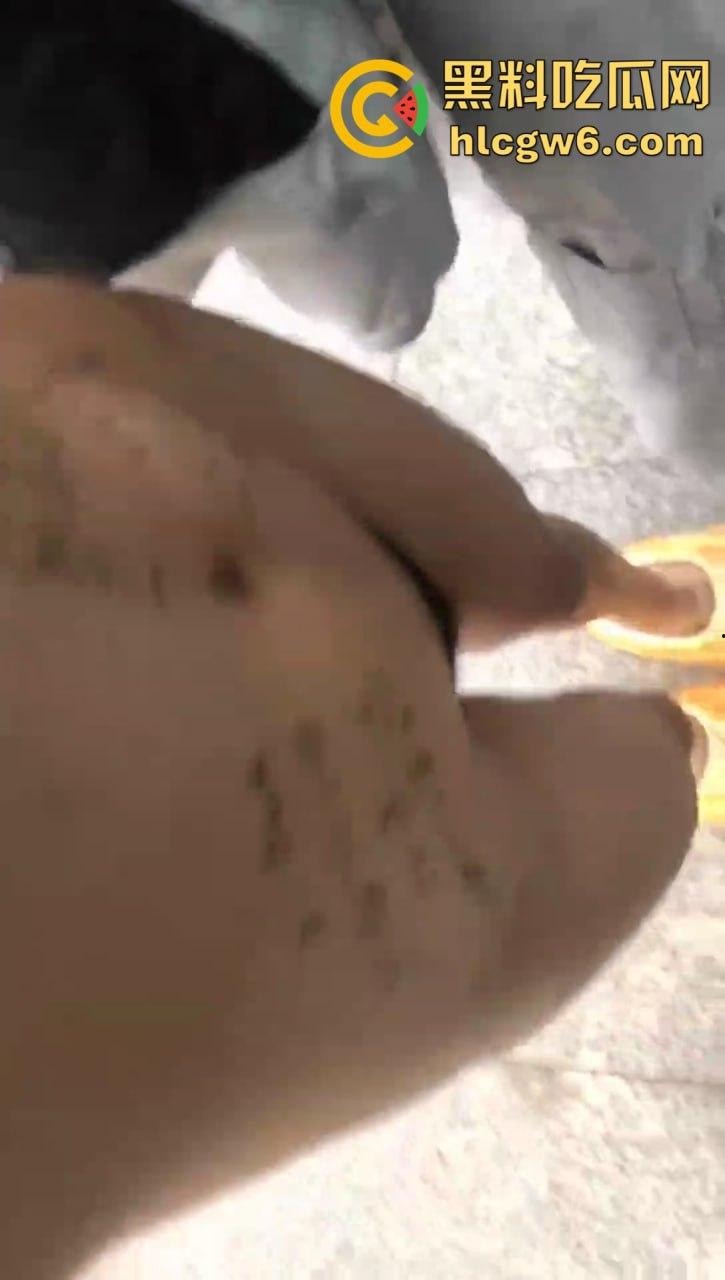 云南玉溪江川职业中学【陈怡汐】网上调教视频常遭曝光！妥妥的小母狗。-11