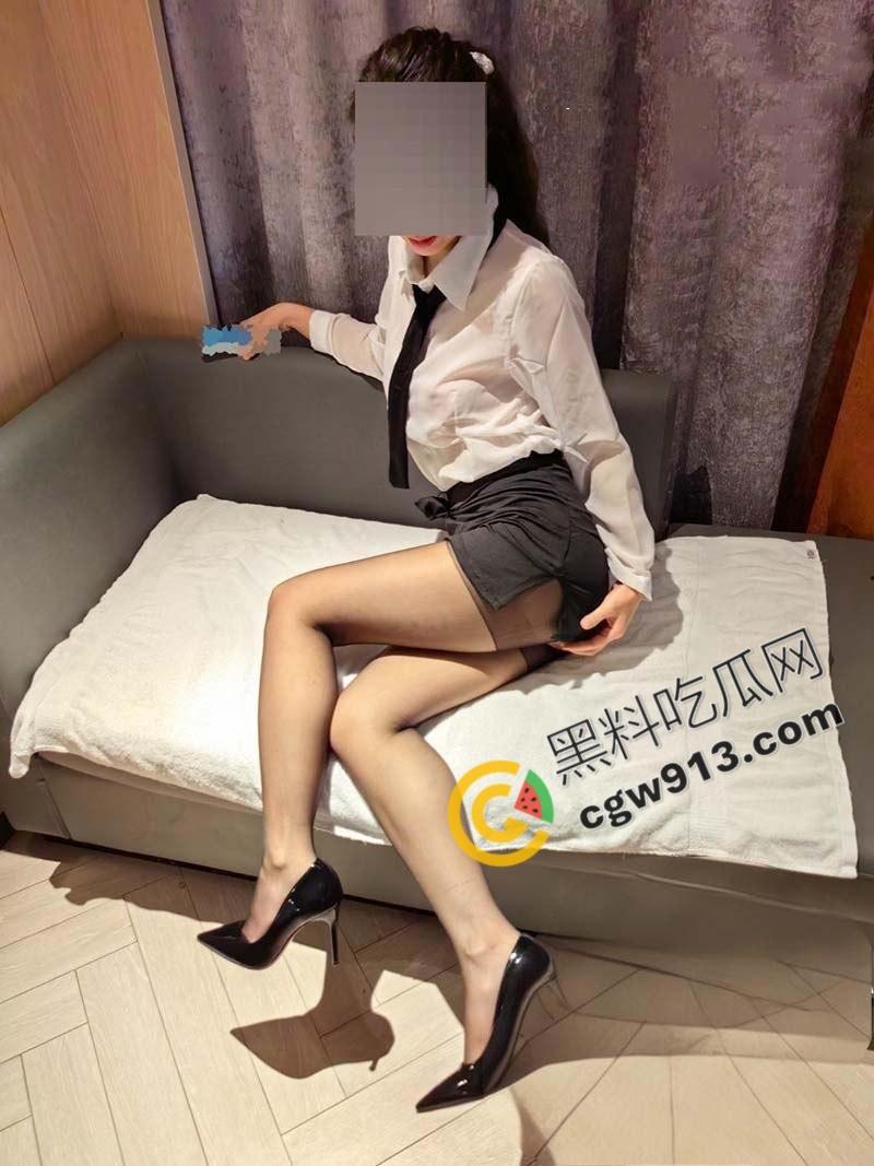 海角乱伦！嫂子的制服诱惑，高跟黑丝性感迷人，嫩逼把精子全吸光，酒店乱伦激情一夜-5