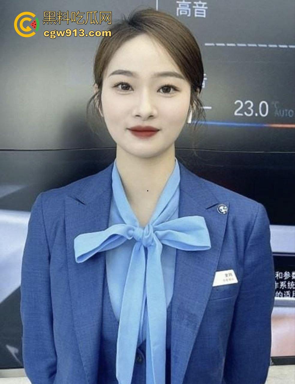 骚的不定是小姐,还有可能是销售,半哄半骗为保小姐姐业绩全款拿下,酒店无套内射表示感激!-2