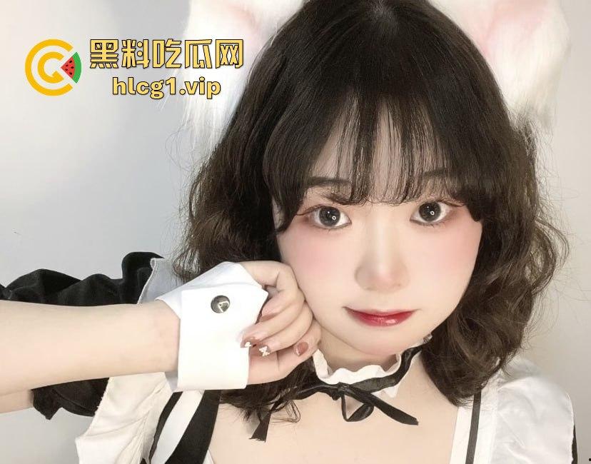 天津信息职业技术学院『陈雅沐』分手后爆出大尺度视频！身穿情趣女仆装，被操得叫爸爸！-1