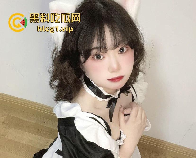 天津信息职业技术学院『陈雅沐』分手后爆出大尺度视频！身穿情趣女仆装，被操得叫爸爸！-3