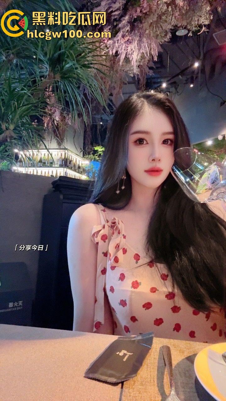 南宁大佬骑36D奶下属『 马徐婷 』巨乳大胸晃得节奏感炸裂，这胸晃得比蔡徐坤运球还6！-6