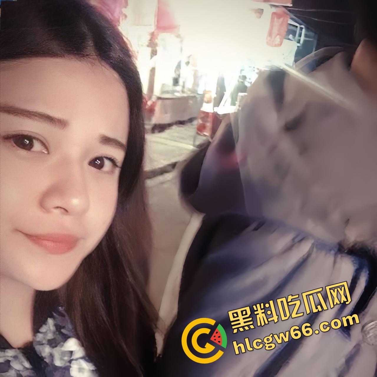 贤妻良母装不住了，翠河县人事科骚货人妻【杜晓媚】出轨同事被老公抓现行，母狗姿势曝光全网！-3