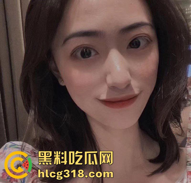 裸聊偷录御姐颜值女友,调教成听话的小母狗,浴室脱衣露奶勾引诱惑,分手后直接将其曝光!-2
