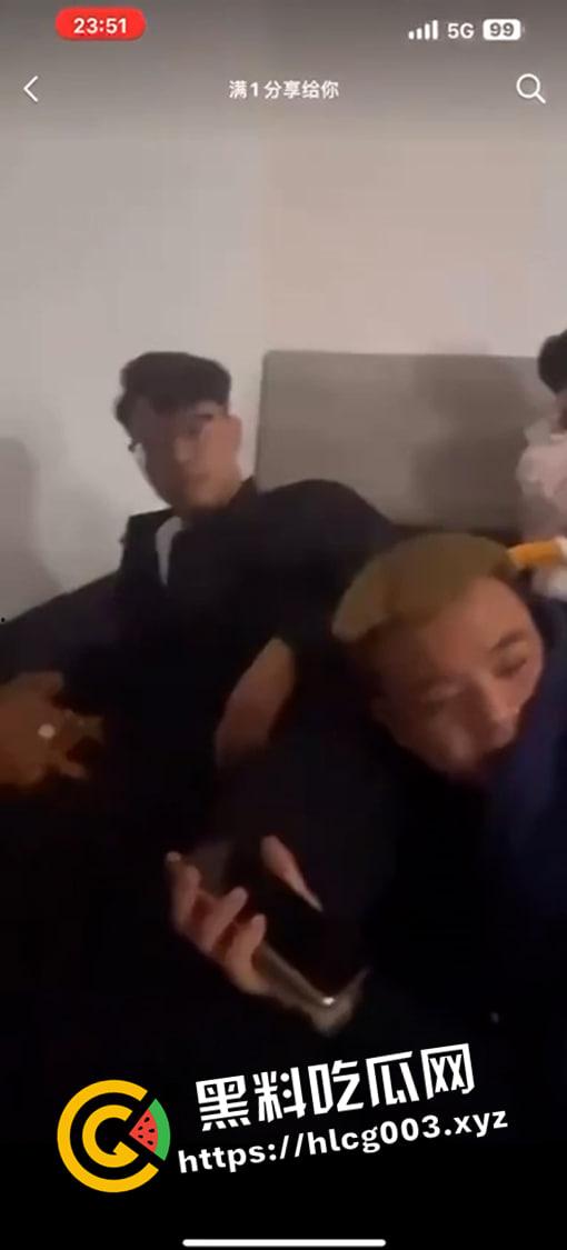 河北宁晋快手网红【菜花】精神小伙直播捉奸 羞辱打骂致女生事后割腕自杀 现场视频流出-4