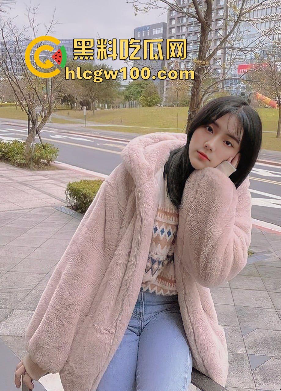 湘潭大学高颜值清纯女大【颜幂语】自慰视频流出,骚货露脸自慰小穴十分有看点!-1