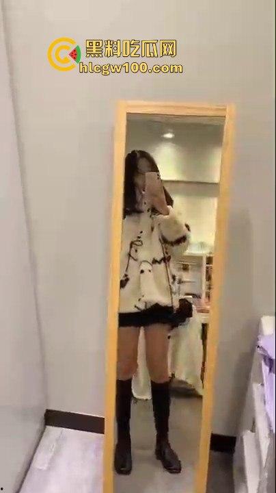 湘潭大学高颜值清纯女大【颜幂语】自慰视频流出,骚货露脸自慰小穴十分有看点!-2