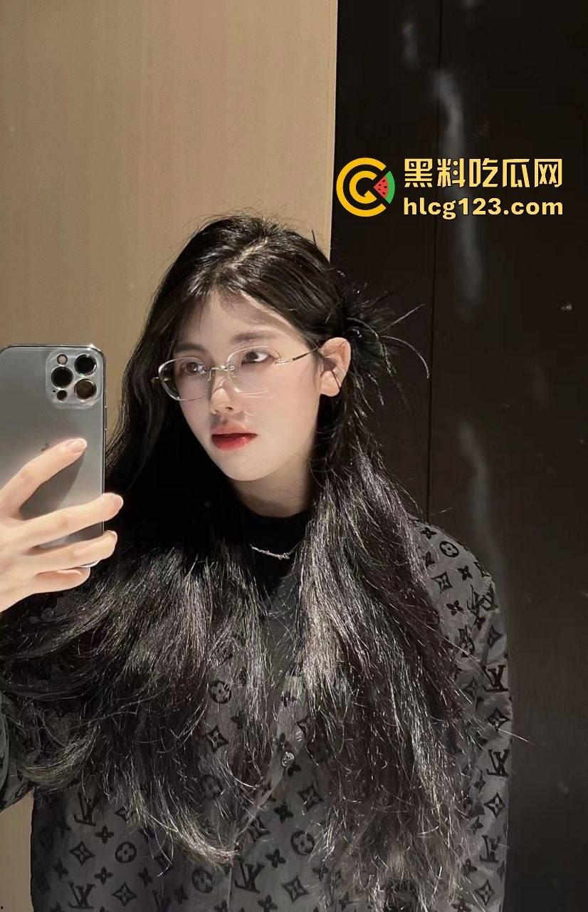 健身教练赵娣金火爆视频外泄,臀翘奶大,骚姿扭到飞起,2000块一节课你们觉得值不值?-4