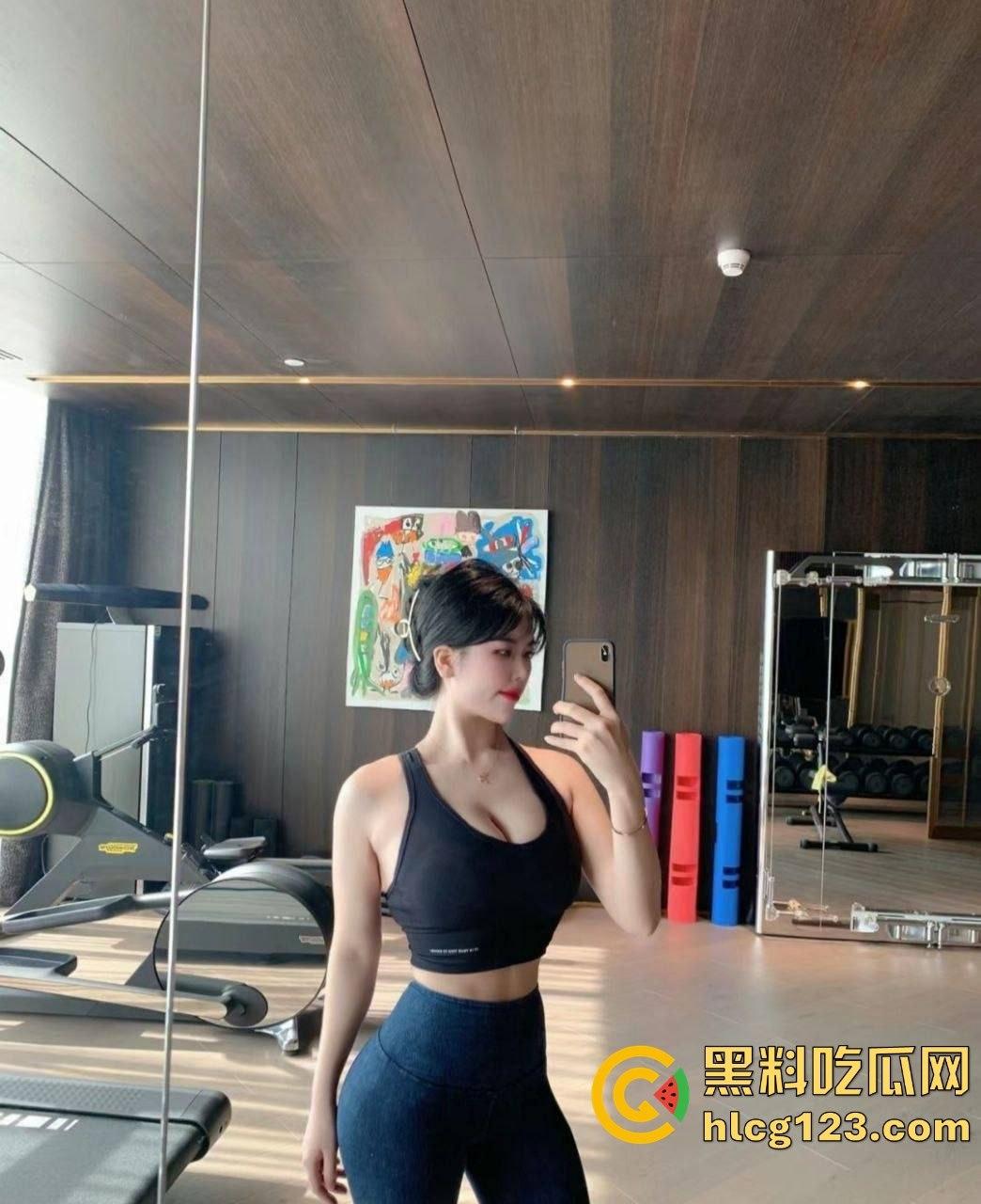 健身教练赵娣金火爆视频外泄,臀翘奶大,骚姿扭到飞起,2000块一节课你们觉得值不值?-6