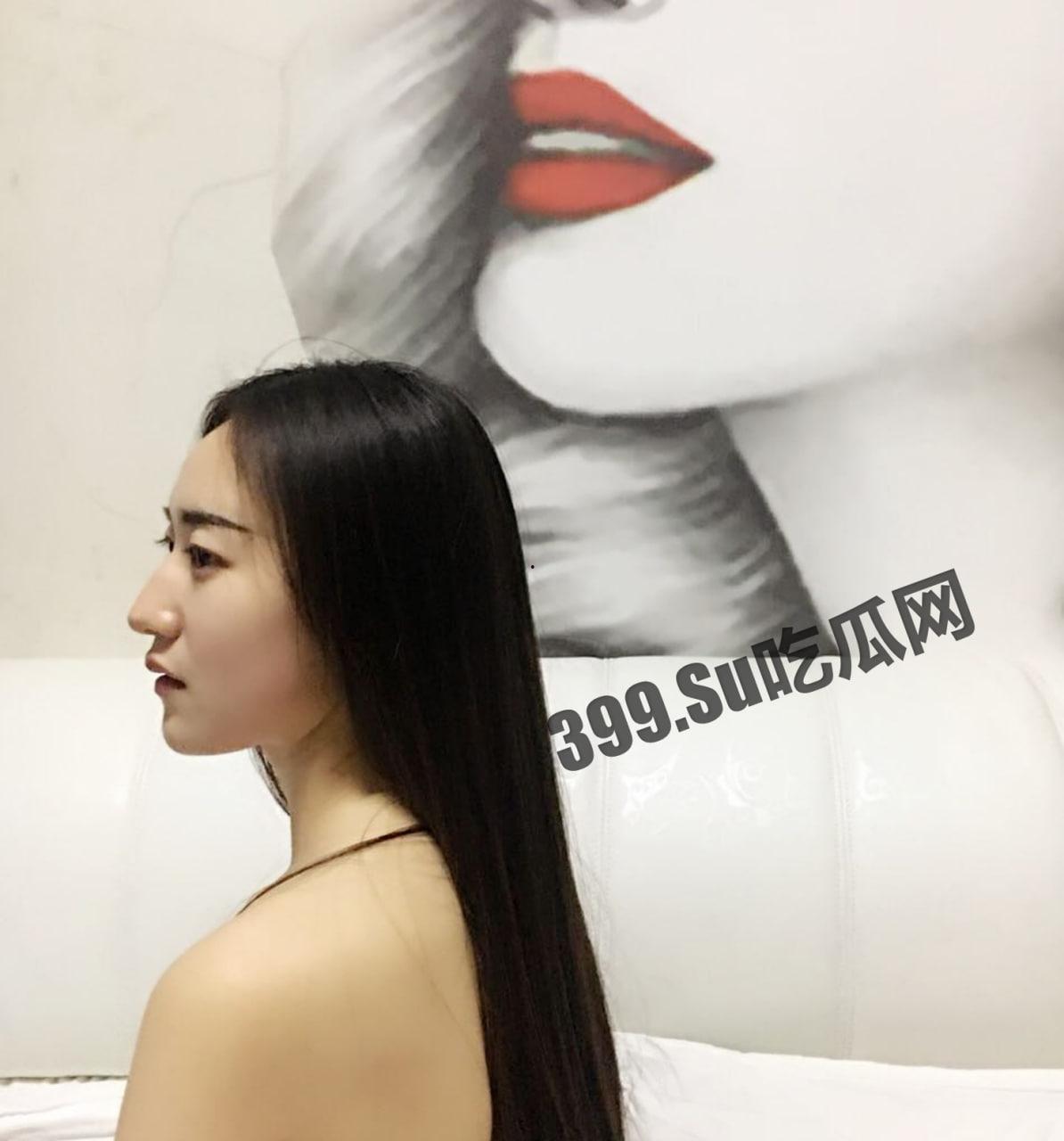 推特 高颜长腿网红 女友潇 啪啪福利甄选 边旅游边爱爱 火车户外浴缸酒店都是战场-2