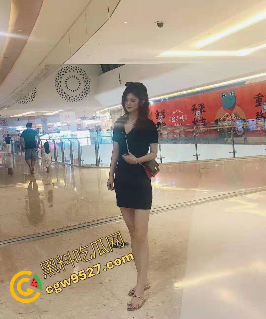 广东省河源市人妻胡玉梅傍大款私密视频流出!贤妻良母与放荡母狗无缝衔接, 身材一流,床上功夫更是了得-3