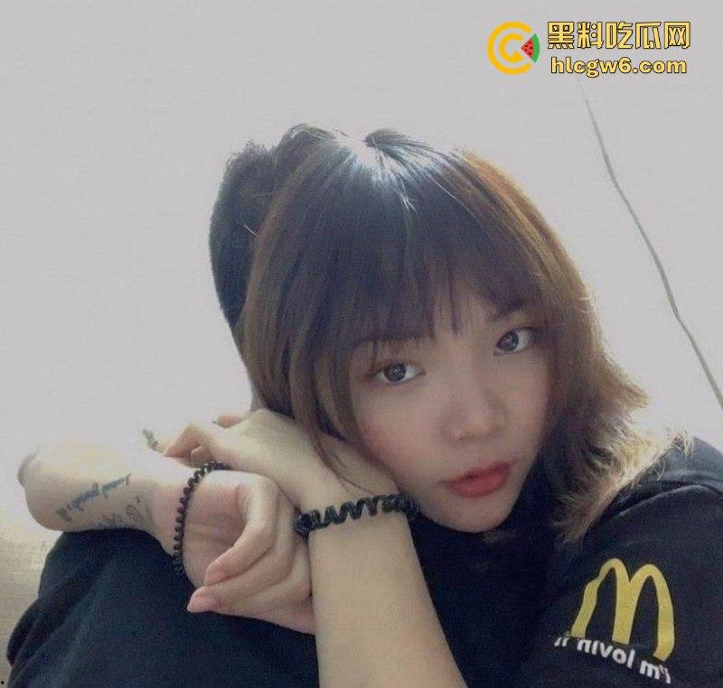 可爱单纯妹遭邻居诱骗开苞调教 淫荡程度日溢渐涨 四川反差学生【孟鹃语】便宜又好用 月付200即可随意操干-8