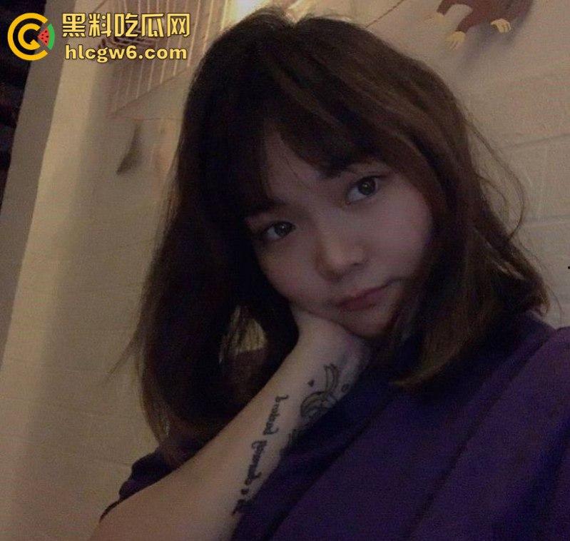 可爱单纯妹遭邻居诱骗开苞调教 淫荡程度日溢渐涨 四川反差学生【孟鹃语】便宜又好用 月付200即可随意操干-9