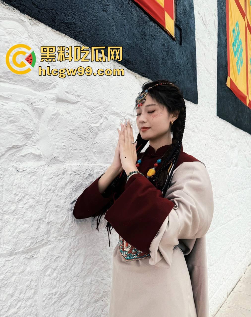 狼友投稿曝光大学生前女友【林辛】私下欠操成性,平时旅游拍美照,约炮帅哥被调教成母狗,放假就是淫乱季!-8