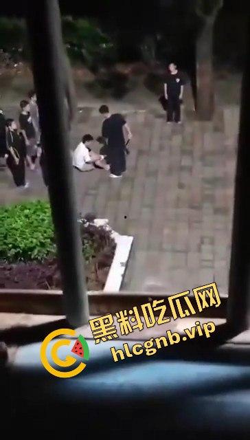 河南武校凌晨体罚学生引发热议!网友直呼太过分-10