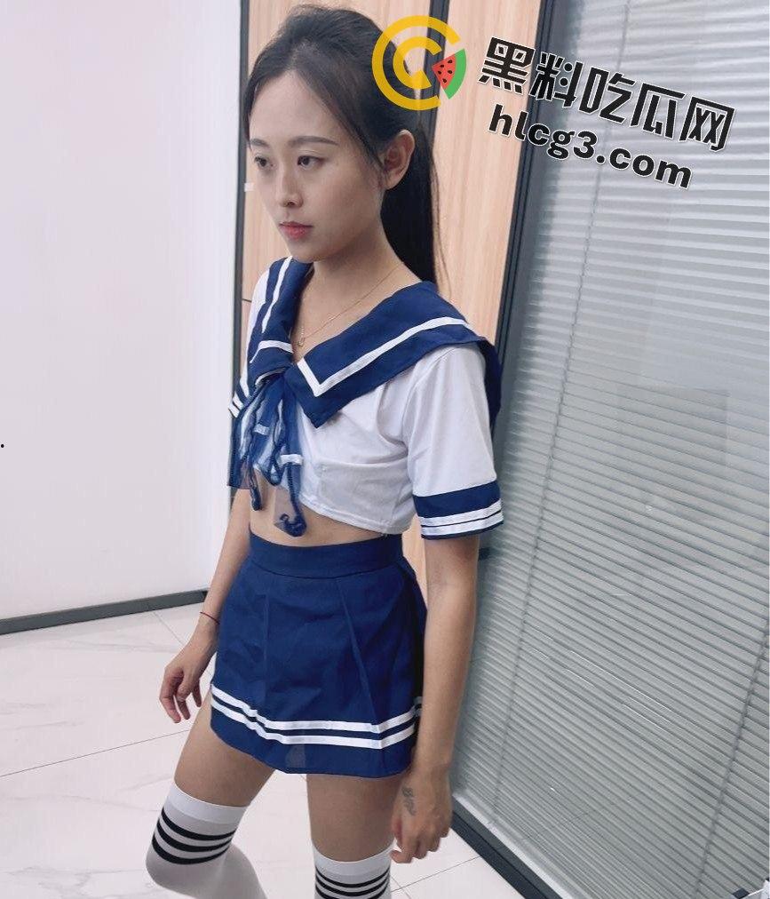 七夕网友投稿! 浙江30岁内衣模特『邓丽可』性爱视频曝光!被男友调教成小母狗,因其出轨绿了男友,男友在一气之下将其在性爱视频曝光!-1