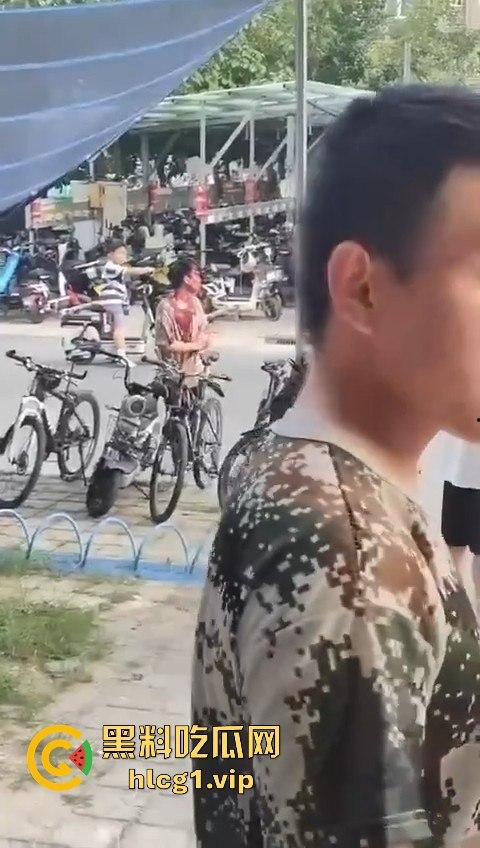 军训压力大？河南大学软件学院大三生宿舍爆发持刀大战,宿舍变修罗场！-4