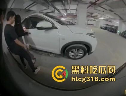哨兵模式又立大功!拍下地下停车场情侣撩起裙子火辣现场 干蹭不进?这你受得了嘛!-5