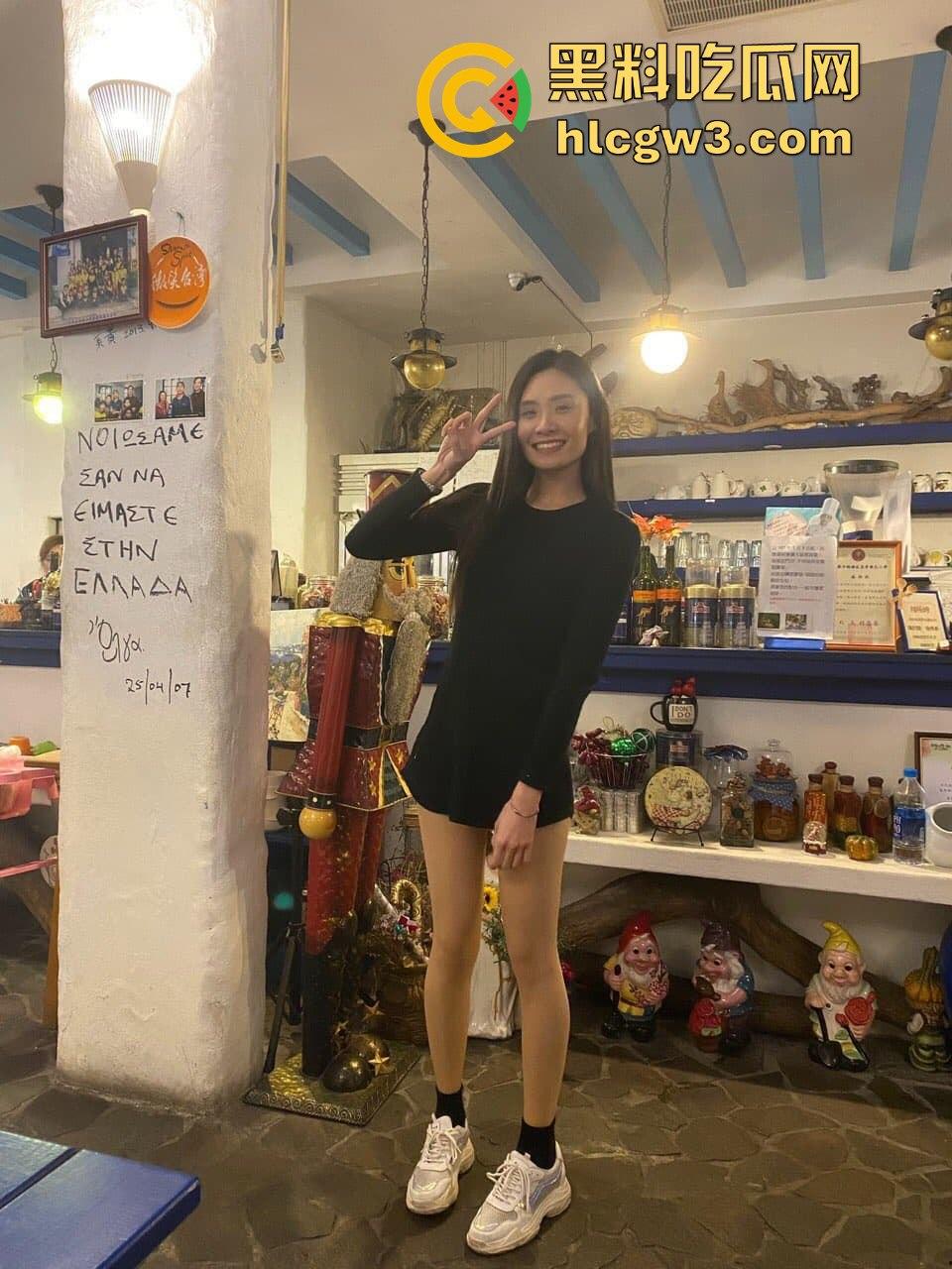 台湾骚浪老师【钟雅姿】自拍遭渣男爆泄,反差骚货现场被肏哭,视频全程高能,浪叫到喷汁!-2