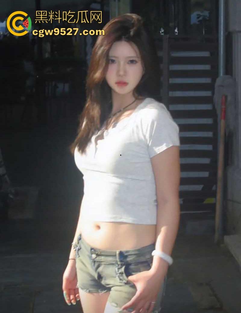 山东大学反差母狗【李柔】不雅视频流出!老总包养的骚逼反差性奴母狗,私下戴着各种器具被性虐爆操!-3