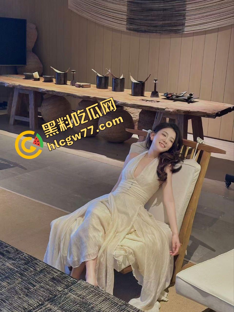 承德巨奶哺乳少妇放奶实录曝光!两颗大奶子胀得发亮,乳白喷涌不停,全程看得人鸡儿发胀想上手!-4