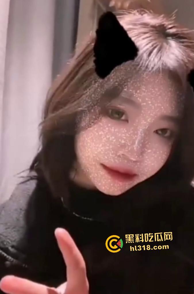 上海交大女神【莫曦涵】高材生变职场淫乱母狗，经济策划的职场新星，学历再高也挡不住她骨子里的骚！-1